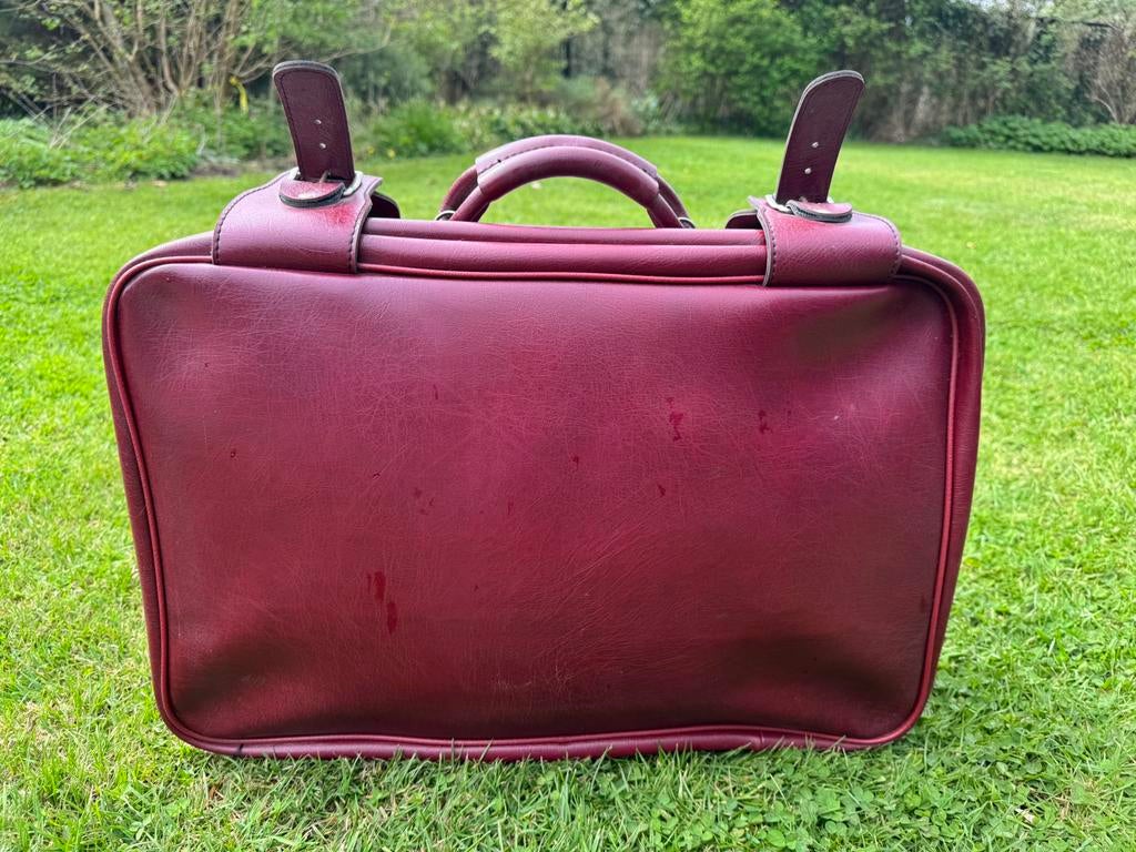 Vintage/retro bordeauxrode leren reiskoffer, Gebruikt, 50 tot 60 cm, Leer, Ophalen of Verzenden