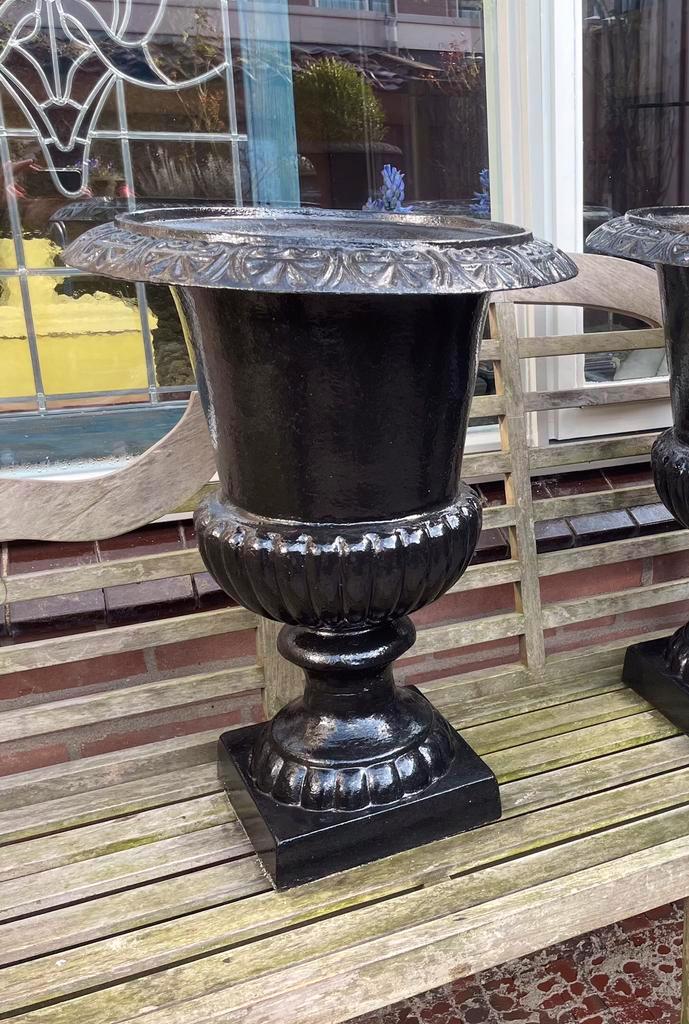 Gietijzeren tuinvaas bloempot, Tuin en Terras, Tuinvazen, Zo goed als nieuw, Ophalen