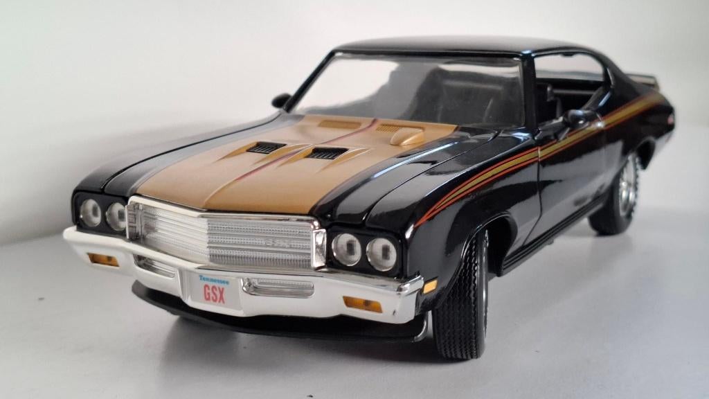 ERTL SB 1/18 - Buick GSX 1971 Noire Et Or – Modèle D'exposition Sans Boîte