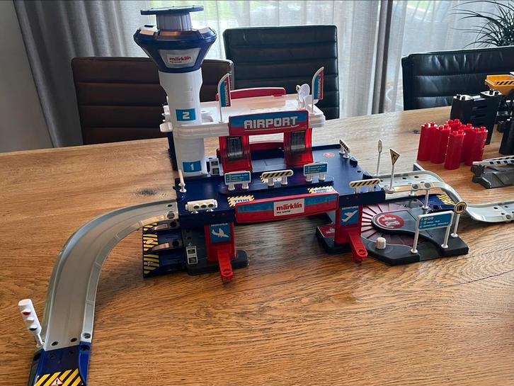 Uitgebreide Märklin My World set, Hobby en Vrije tijd, Modeltreinen | H0, Zo goed als nieuw, Treinset, Gelijkstroom, Märklin, Analoog