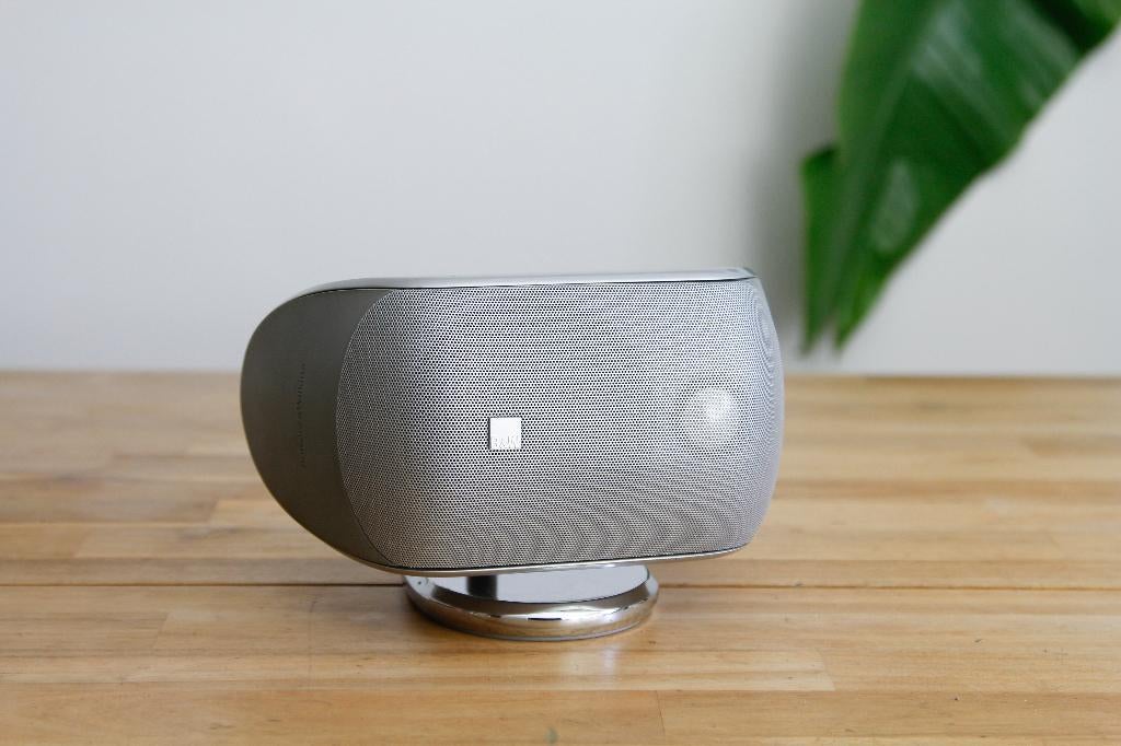 B&W M1 MK1 speaker. Zilver, Audio, Tv en Foto, Luidsprekers, Overige merken, Gebruikt, -, -