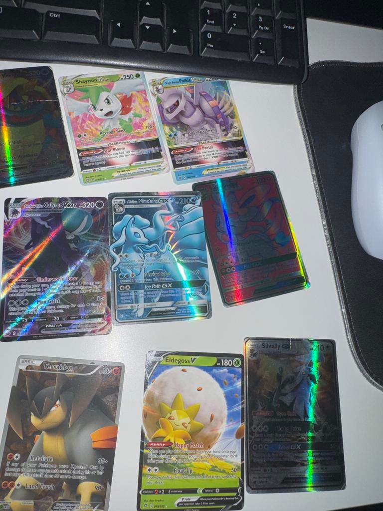 Veel oude speciaale pokemon kaarten, Ophalen of Verzenden, Zo goed als nieuw, Meerdere kaarten, Foil