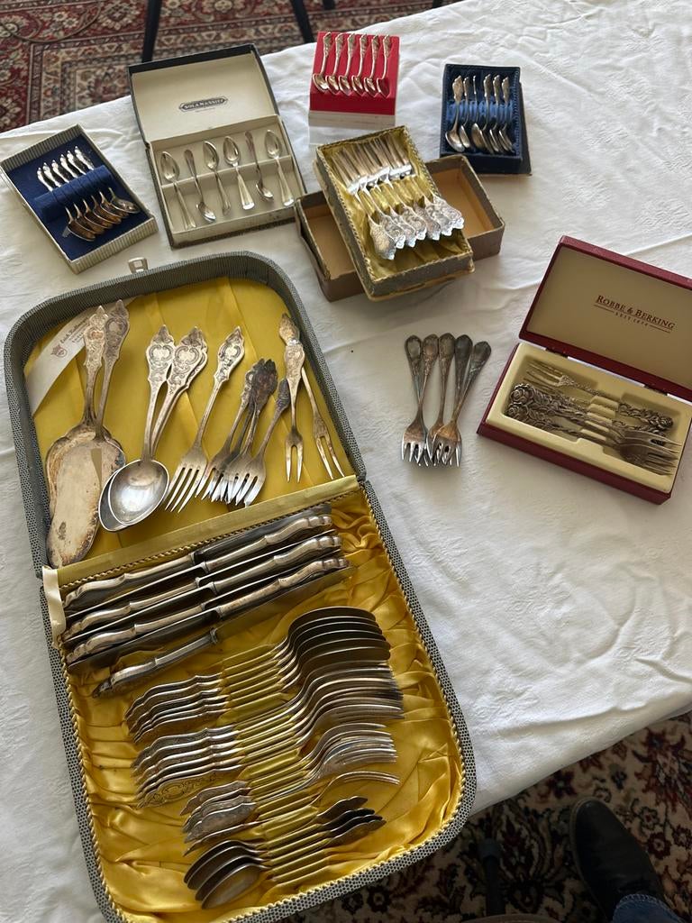 Grote collectie antiek bestek, diverse merken en materialen, Ophalen