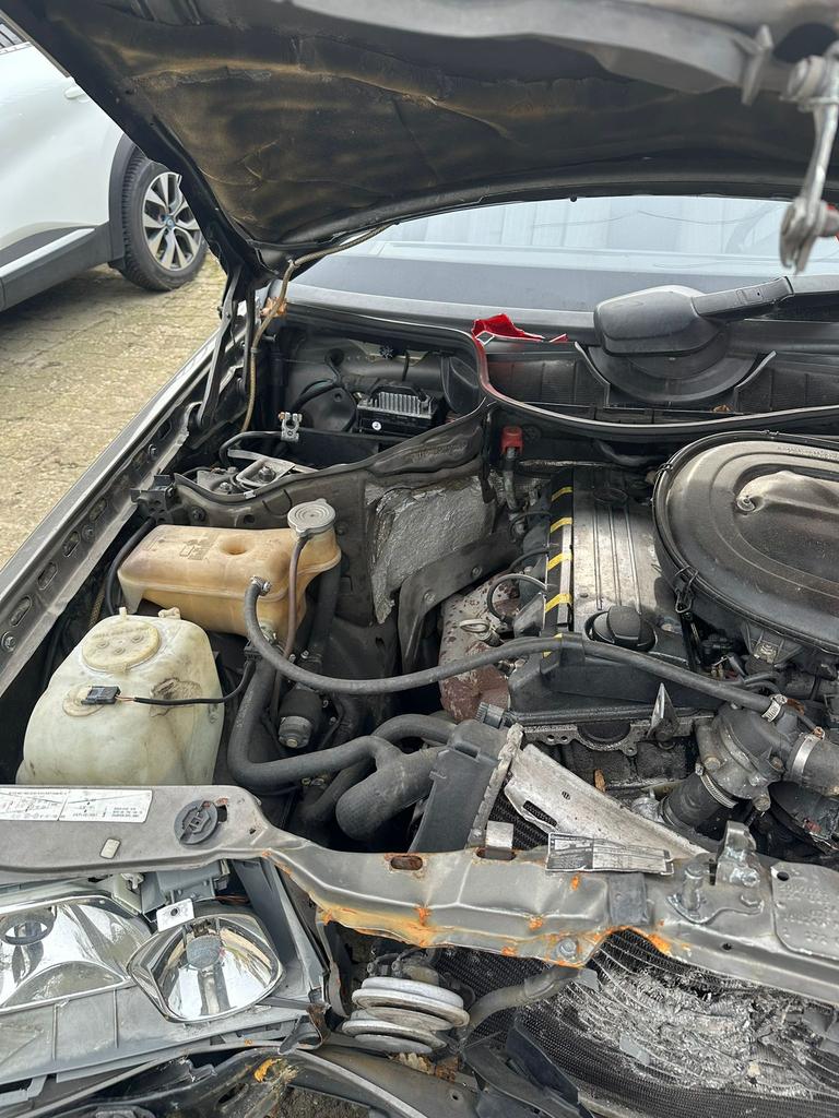 Mercedes 230e w124 motor te koop, Auto-onderdelen, Motor en Toebehoren, Ophalen of Verzenden