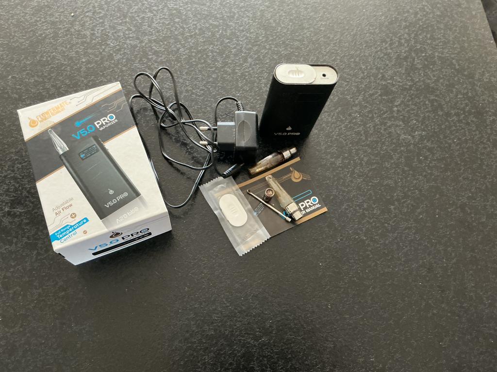 Flowermate V5.0 Pro Kruidenvaporizer, Ophalen of Verzenden, Gebruikt