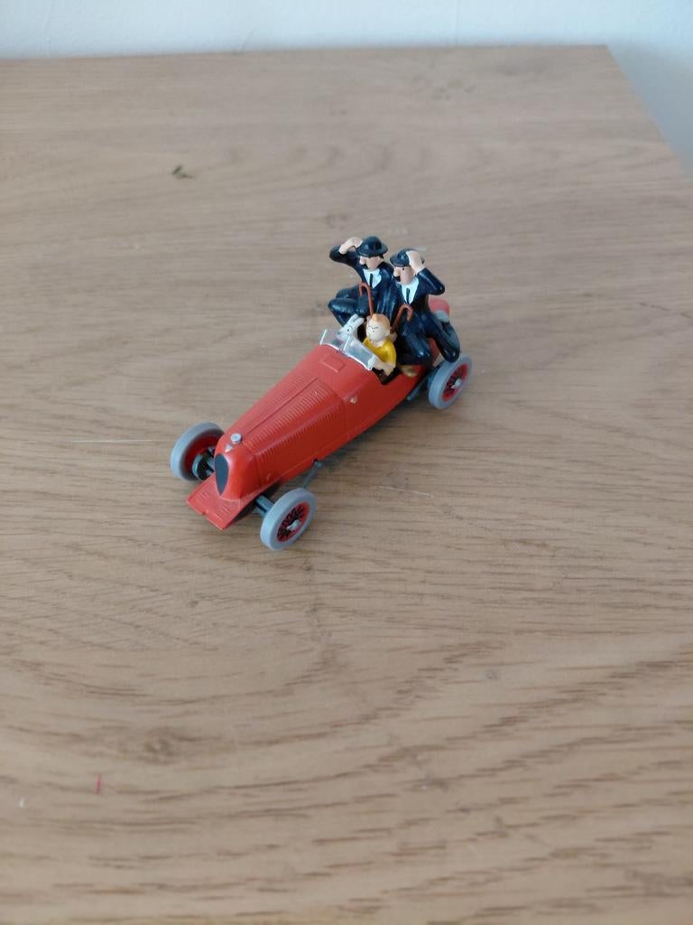 Kuifje sportauto van metaal, als nieuw uit verzameling, Verzamelen, Ophalen of Verzenden, Zo goed als nieuw, Auto's