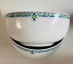 2 Grote schalen met groen bewerkte rand van Arzberg Merison., Ophalen of Verzenden, Overige stijlen, Porselein, Schaal of Schalen