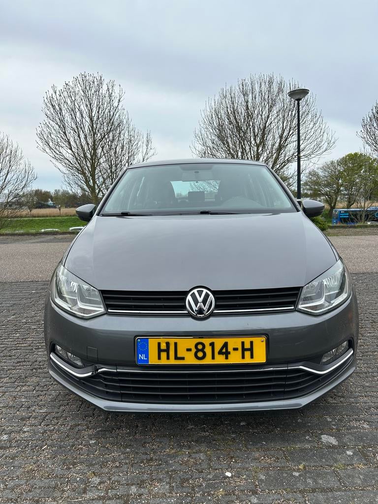 Volkswagen Polo 1.2 TSI 66KW 2015 Grijs, Auto's, Volkswagen, 40 €/maand, 4 cilinders, Origineel Nederlands, Bedrijf