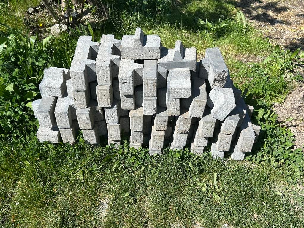 Stenen, Ophalen, Zo goed als nieuw, Beton, Klinkers