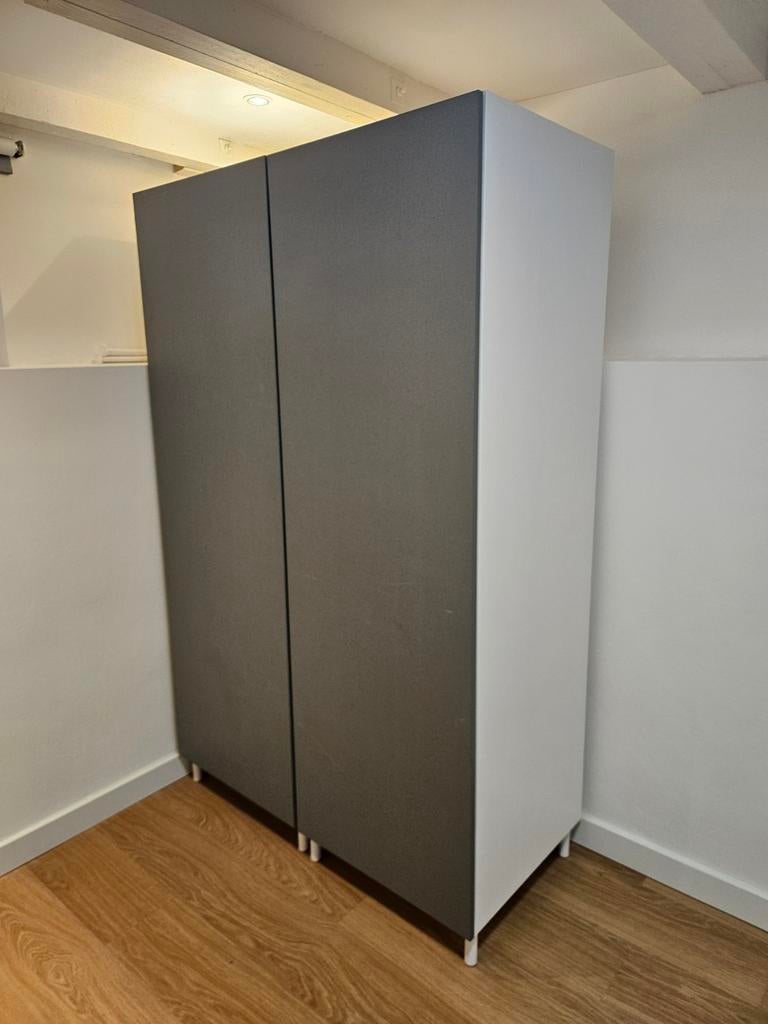 Moderne kledingkast met twee deuren, Ophalen, Kunststof, Met deur(en), 50 tot 100 cm