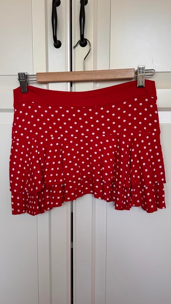 Rode korte rok met stippen, Kleding | Dames, Rokken, Ophalen of Verzenden, Maat 36 (S), Gedragen, Boven de knie