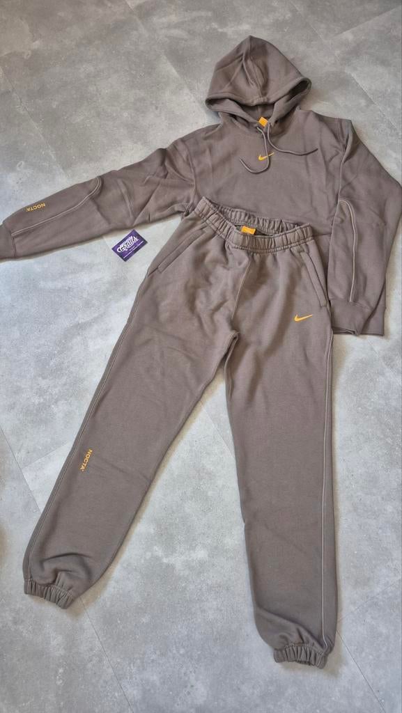 Nike Nocta Trainingspak Bruin S, Ophalen of Verzenden, Nieuw, Bruin