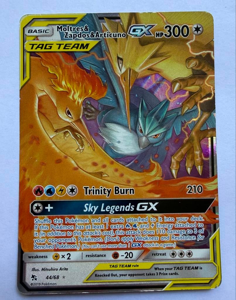 Moltres & Zapdos & Articuno GX TAG TEAM Pokémon Kaart, Ophalen of Verzenden, Zo goed als nieuw, Losse kaart