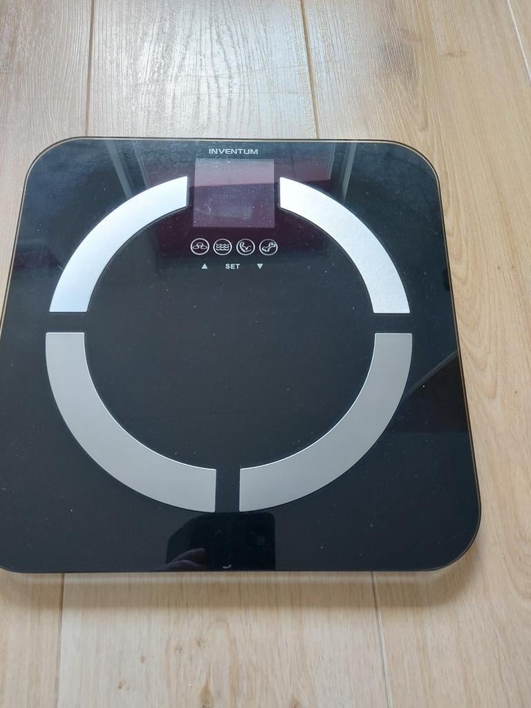 Weegschaal Inventum, Witgoed en Apparatuur, Weegschalen, Ophalen of Verzenden, Zo goed als nieuw, Personenweegschaal, 100 kg of meer