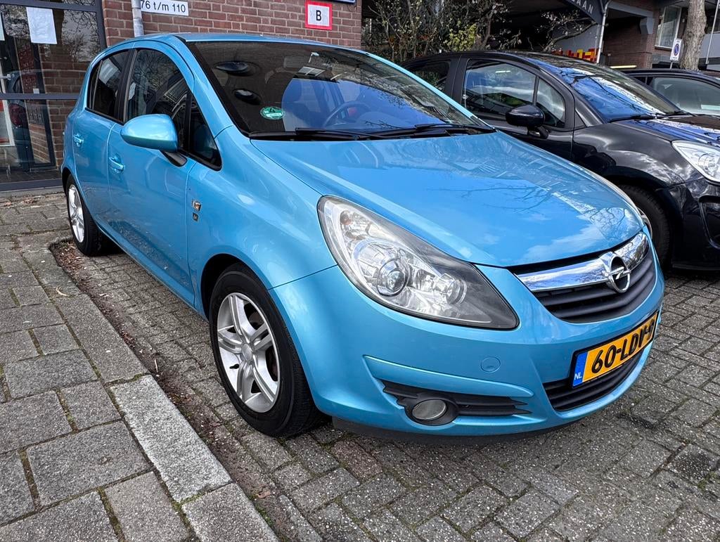 Opel Corsa 1.2 16V 5D Easytronic 2010 Blauw, Auto's, Opel, Stof, 4 cilinders, Blauw, 1229 cc