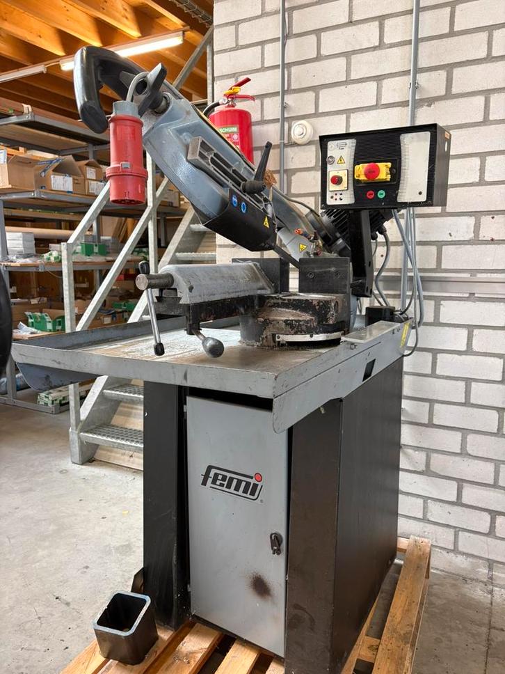 Bandzaagmachine Femi, Zakelijke goederen, Machines en Bouw | Metaalbewerking, Ophalen