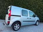 Renault Kangoo 1.6 Express AUT|ROLSTOEL|AIRCO|NAVI|TREKHAAK, Auto's, Stof, Gebruikt, Zwart, 4 cilinders
