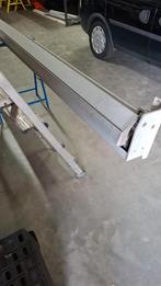 Knikarmscherm elektrisch, Ophalen