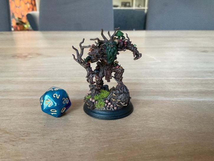 Handgeschilderde levende boom - Dungeons and dragons, Hobby en Vrije tijd, Wargaming, Nieuw, Overige soorten, Figuurtje(s), Geverfd