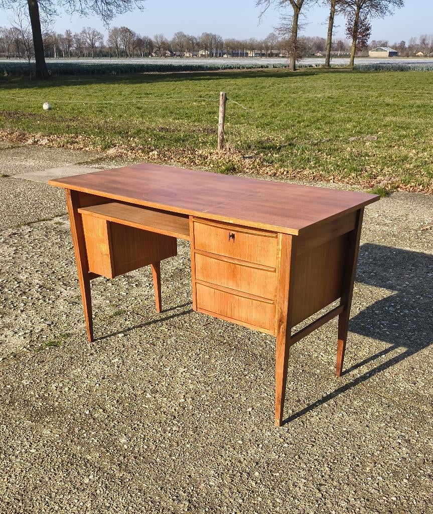 Deens Design - Vintage Teakhouten Bureau - Jaren '60, Huis en Inrichting, Bureaus, Gebruikt, Overige typen, Overige merken, Vintage