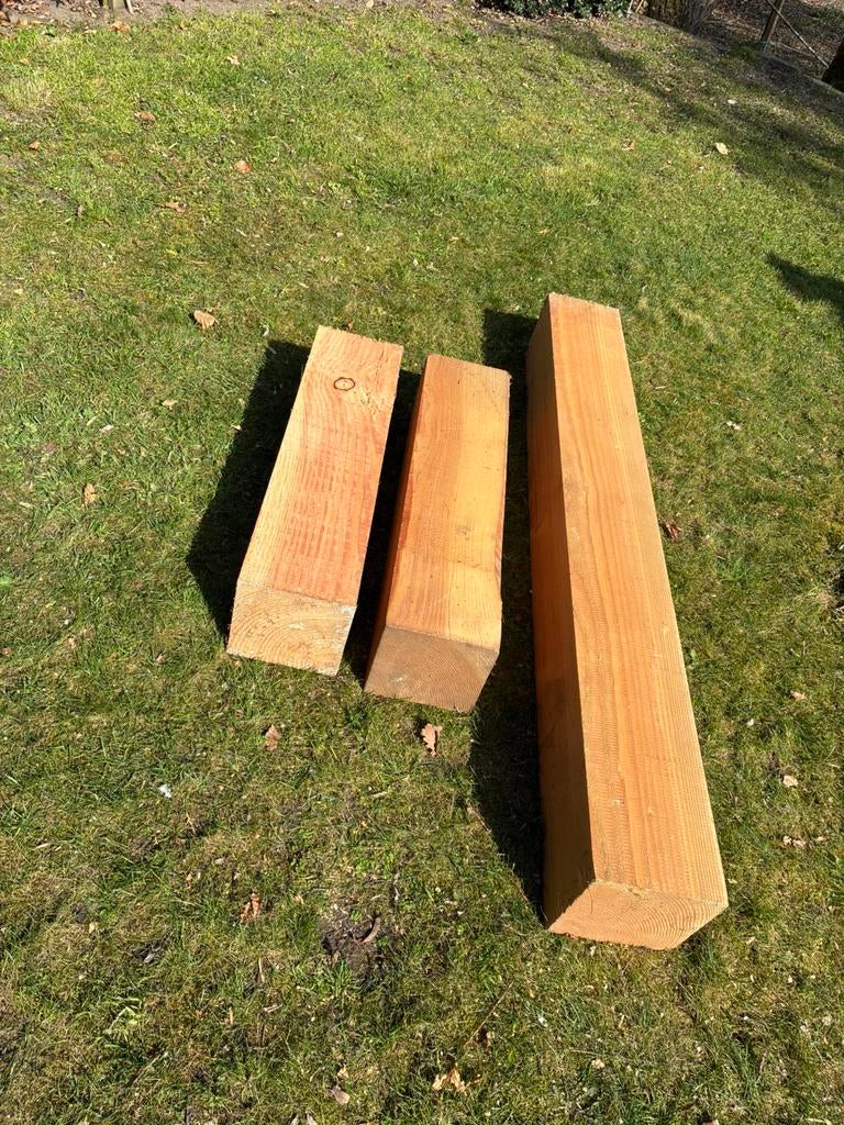 Douglas 20x20 cm balken stukken 200x200 mm, Tuin en Terras, Palen, Balken en Planken, Ophalen, Zo goed als nieuw, 250 cm of meer