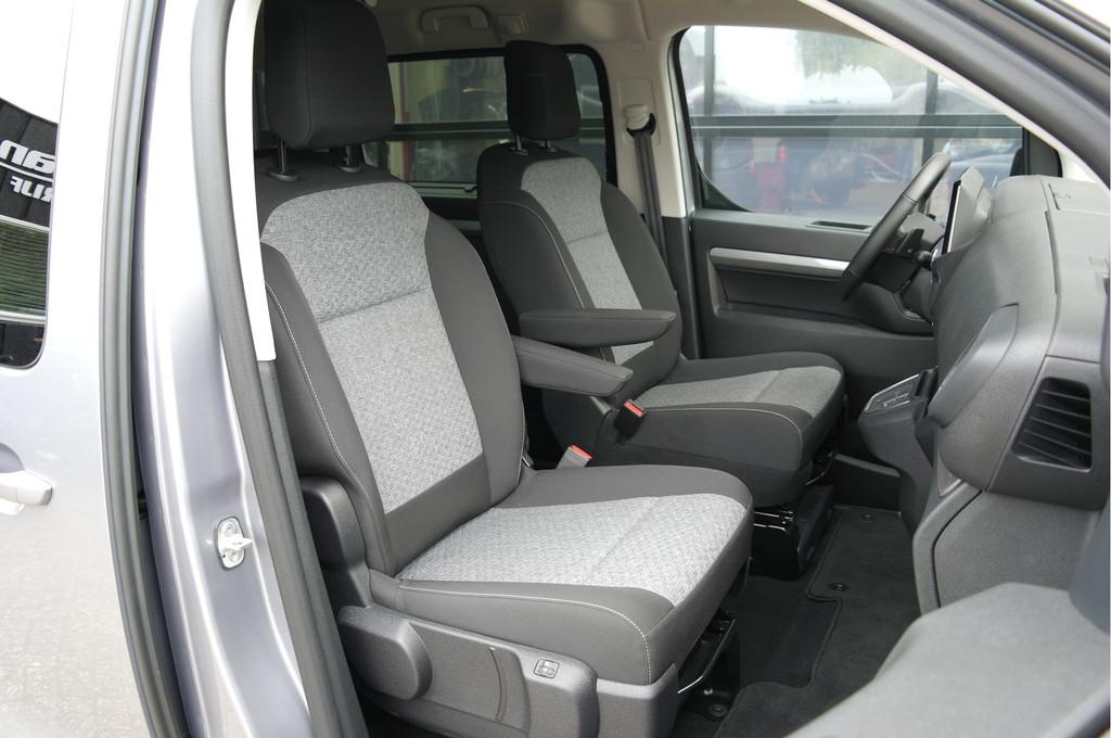 Peugeot e-Traveller Long L3 75 kWh | €41.322,- EX BTW | 8-, Auto's, Peugeot, Stof, Gebruikt, 8 stoelen, Overige carrosserieën