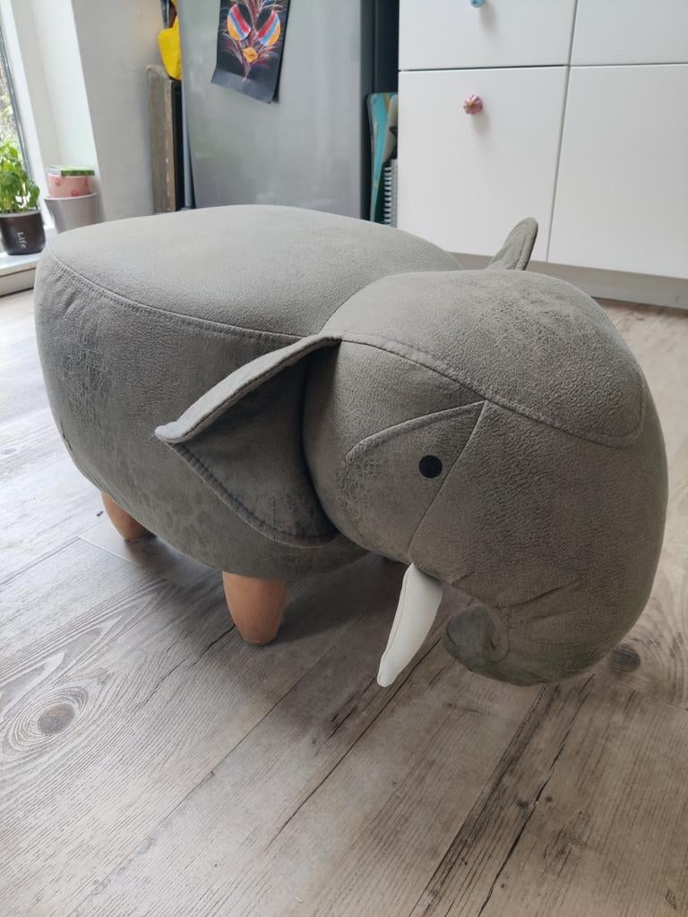 Poef aap en olifant, Ophalen, Gebruikt, Rond, Minder dan 50 cm