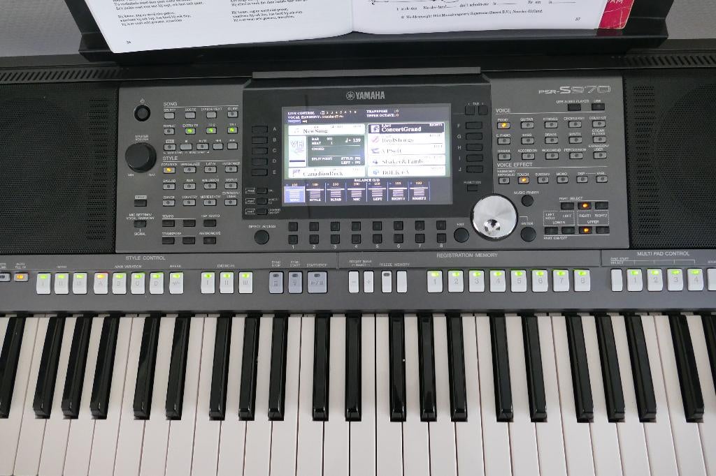 Yamaha keyboard S 970, Muziek en Instrumenten, Keyboards, 61 toetsen, Yamaha, Ophalen of Verzenden, Zo goed als nieuw