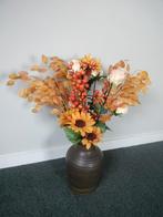 Pot met kunstbloemen, Ophalen