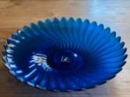 Grote blauwe schaal : merk luminarc, Schaal, Rond, Ophalen of Verzenden, Glas