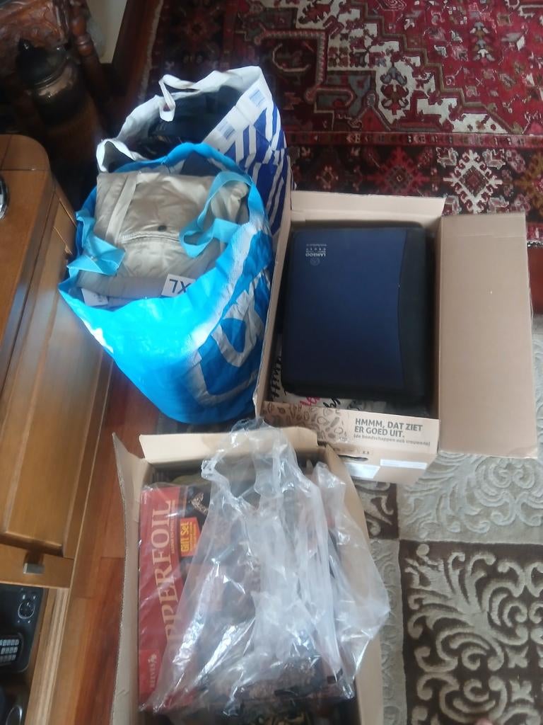 Bijna gratis, Ophalen