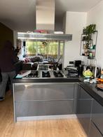 Grijze hoog glans  keuken te koop met Electrolux apparatuur., Ophalen, Gebruikt, Overige typen, Met kookeiland