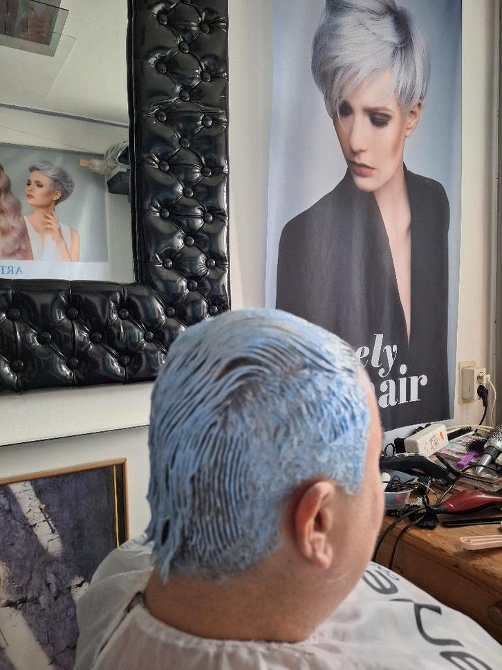 Knipmodel Kleurmodel haarmodel dame gezocht, Sieraden, Tassen en Uiterlijk, Uiterlijk | Haarverzorging, Nieuw, Pruik of Haarverlenging