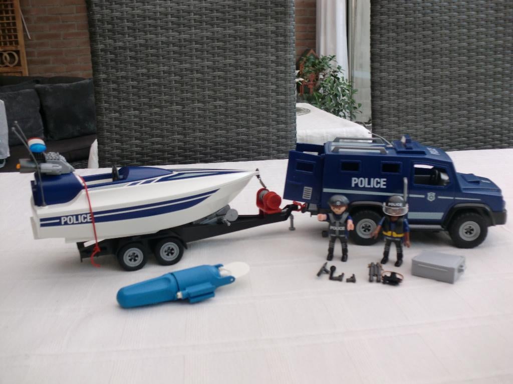 5187 Playmobil Politiejeep met speedboot en aanhanger, Ophalen of Verzenden, Zo goed als nieuw, Complete set