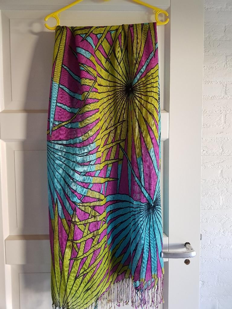 Sjaal/omslagdoek Esprit, Maat 46/48 (XL) of groter, Ophalen of Verzenden, Zo goed als nieuw, Sjaal