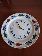 Boerenbont klok met seconden wijzer., Ophalen of Verzenden, Zo goed als nieuw, Analoog, Wandklok
