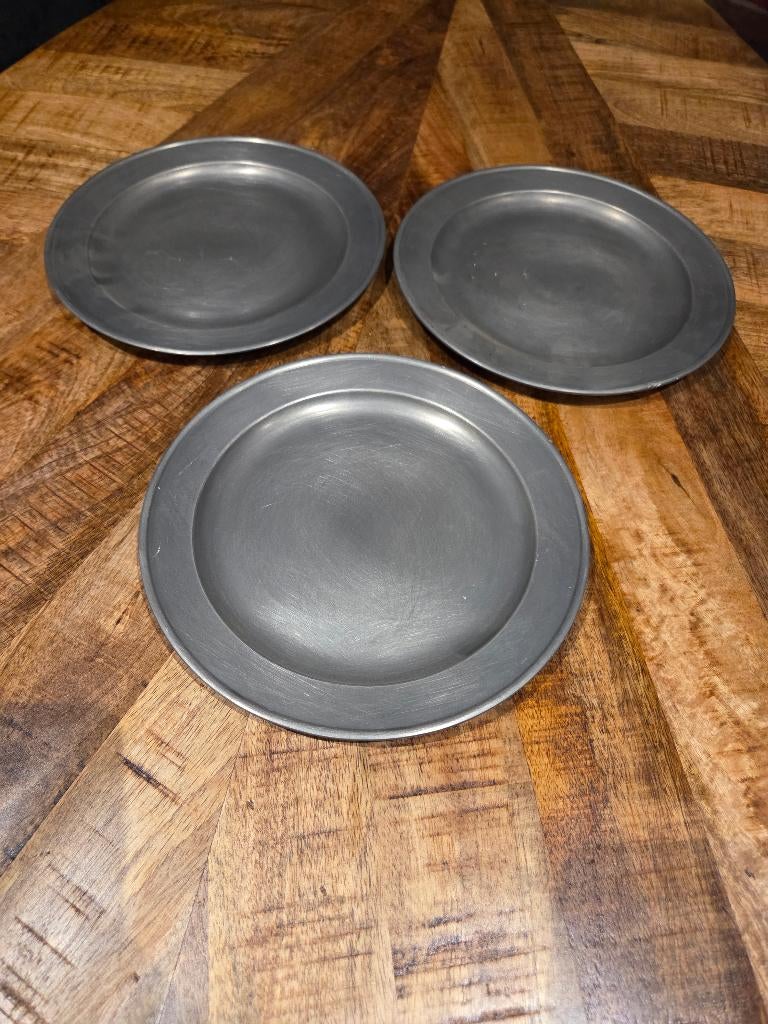Set tinnen bordjes 3 stuks, Antiek en Kunst, Antiek | Tin, Ophalen of Verzenden