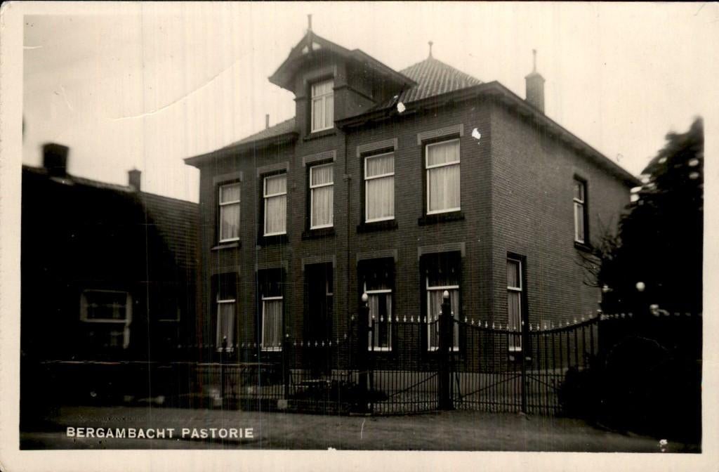 Bergambacht - Pastorie - Bromografia Fotokaart, Verzamelen, Ansichtkaarten | Nederland, Ophalen of Verzenden, 1920 tot 1940, Gelopen