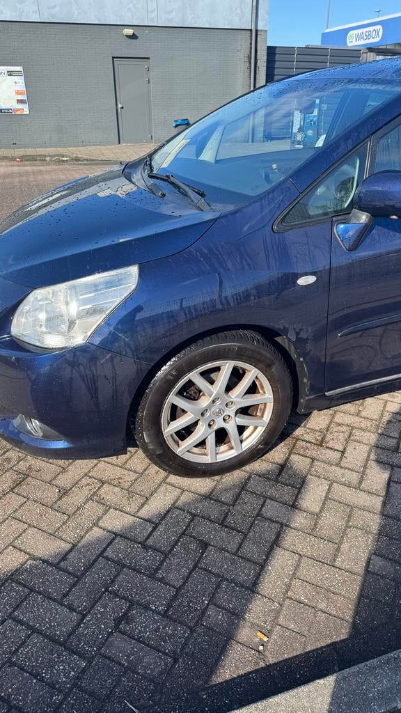 Toyota Verso 1.8 Vvti CVT 5P 2010 Blauw, Auto's, Toyota, 450 kg, 4 cilinders, Blauw, 1798 cc
