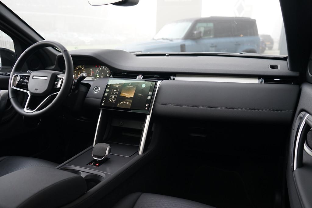 Land Rover Discovery Sport P300e PHEV Dynamic SE | Occasion, Auto's, Land Rover, Zwart, Discovery Sport, Bedrijf, Vierwielaandrijving