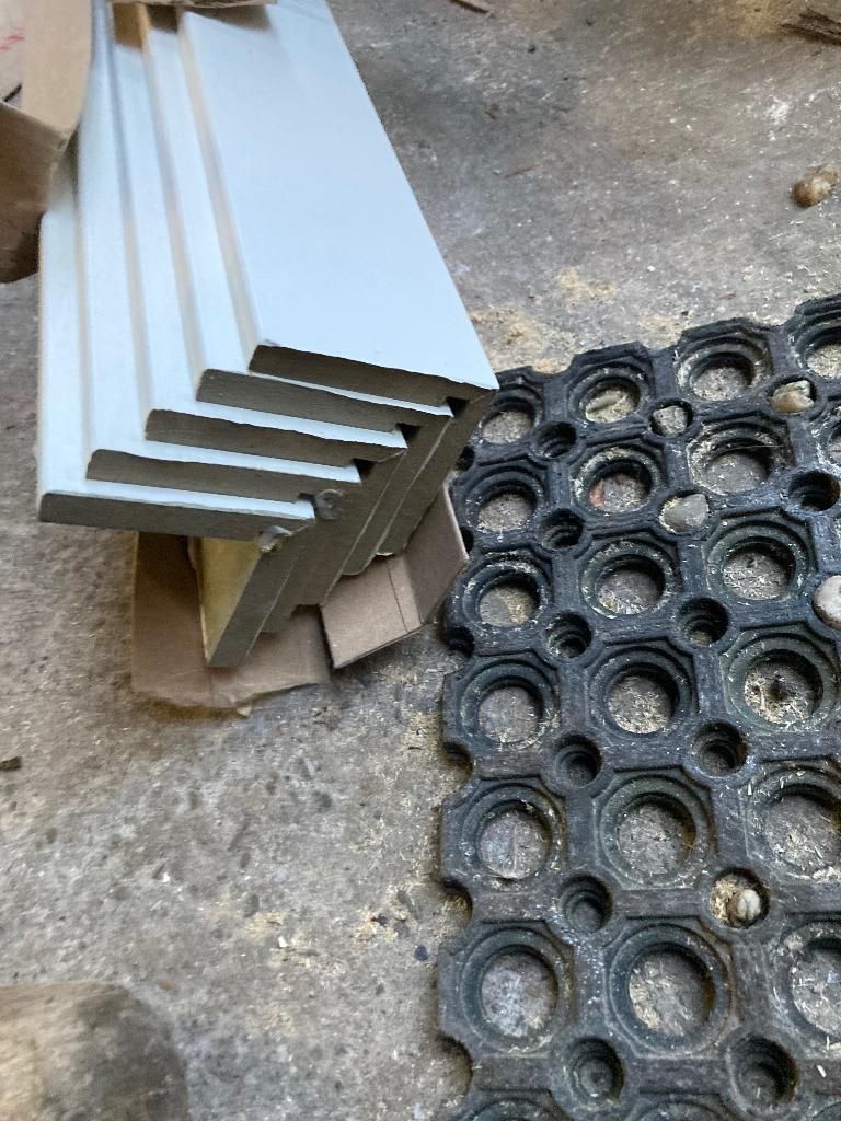 Hoekplinten mdf 12mmx70, Ophalen, Nieuw, Mdf, 200 tot 250 cm