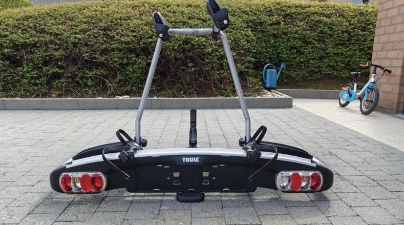 Thule EuroClassic 928 fietsendrager voor 2 e-bikes, Auto diversen, Fietsendragers, Ophalen, Zo goed als nieuw, 2 fietsen, Trekhaakdrager