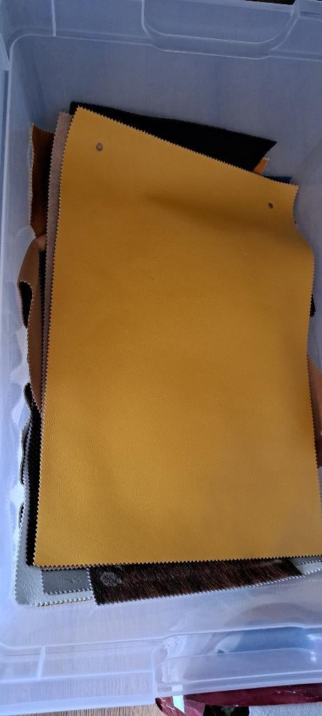 Leder, leer, lederen stalen voor tassen, tasjes, etui, Hobby en Vrije tijd, Stoffen en Lappen, Ophalen, Bruin, Leer of Kunstleer