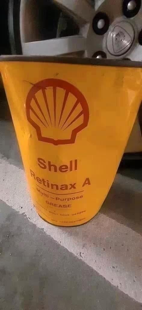Shell Retinax A Multi-Purpose Grease oud blik, Ophalen of Verzenden, Gebruikt, Overige