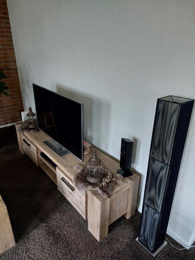 Mooi TV meubel - 185x45x45 cm, Huis en Inrichting, Kasten | Televisiemeubels, Ophalen of Verzenden