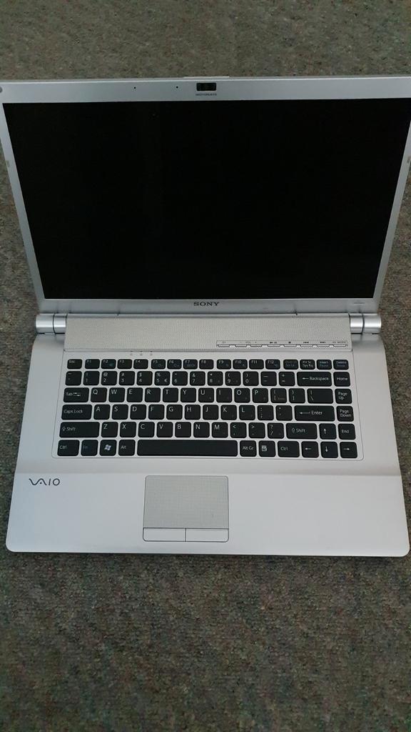 Sony Vaio laptop met Linux voor de ware hobbyist, Computers en Software, Windows Laptops, Gebruikt, 15 inch, HDD, 2 tot 3 Ghz