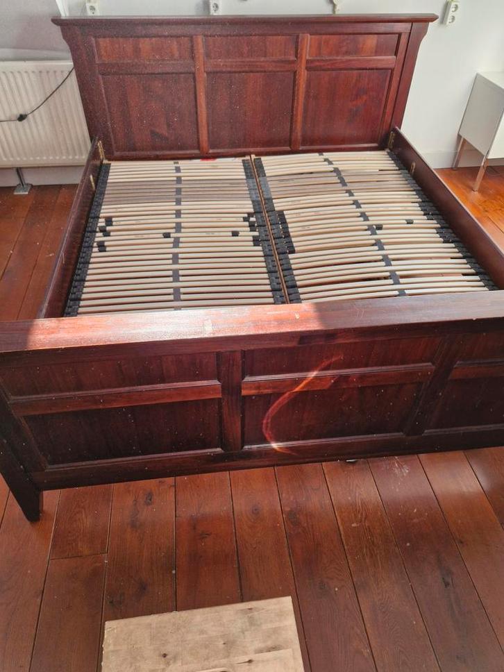 Extra lang tweepersoonsbed met lattenbodem 210x180 cm, Huis en Inrichting, Slaapkamer | Bedden, Gebruikt, Tweepersoons, 180 cm