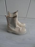 laarzen in creme van Ann rocks maat 39, Beige, Ophalen of Verzenden, Zo goed als nieuw, Hoge laarzen