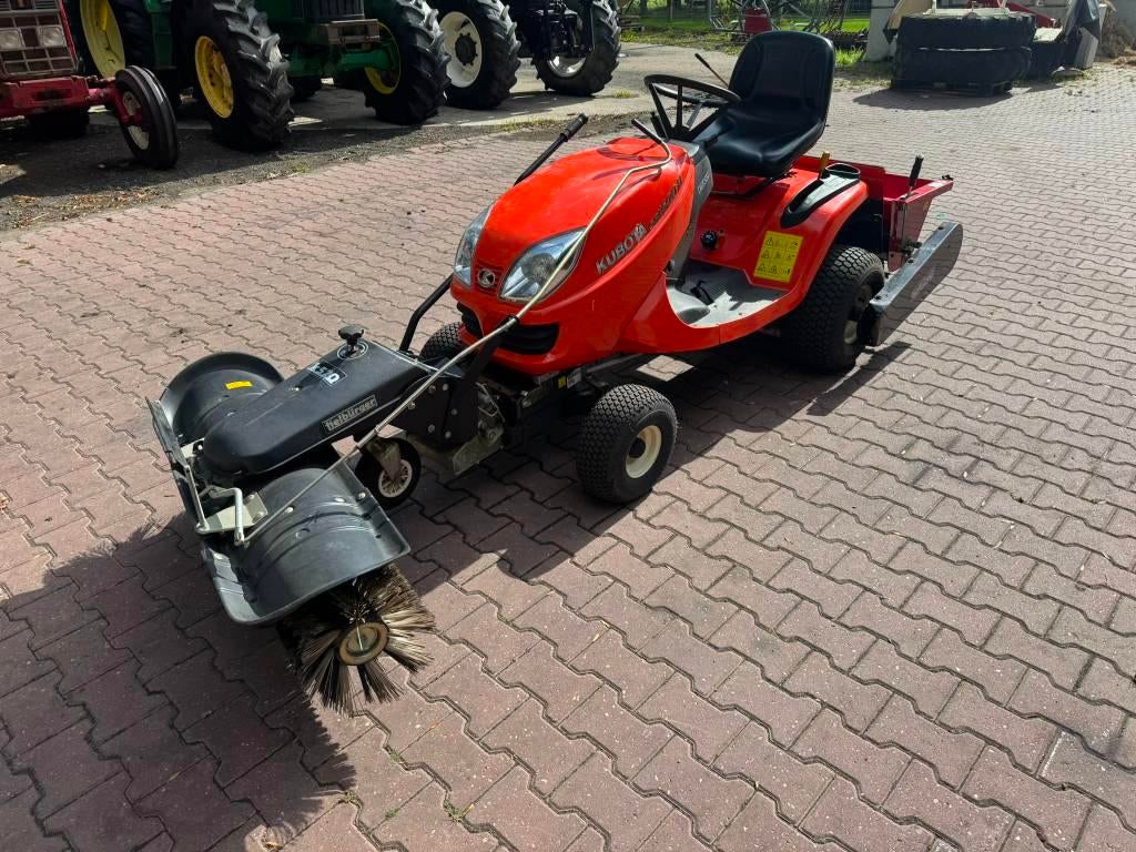 Kubota GR1600-II + veegmachine / strooier, Overige typen