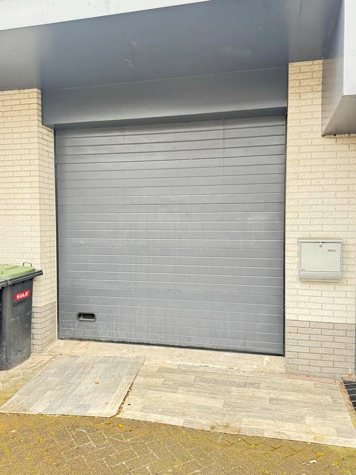 Garagedeur Overheaddeur 256H-276B, Doe-het-zelf en Verbouw, Deuren en Horren, Gebruikt, Garagedeur, 215 cm of meer, 120 cm of meer